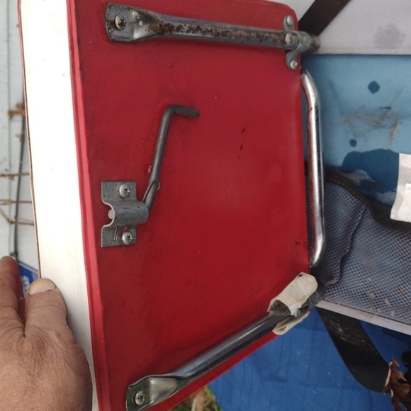 KR Industries Padded Folding Bleacher/Boat Chair - Picture 3 of 4